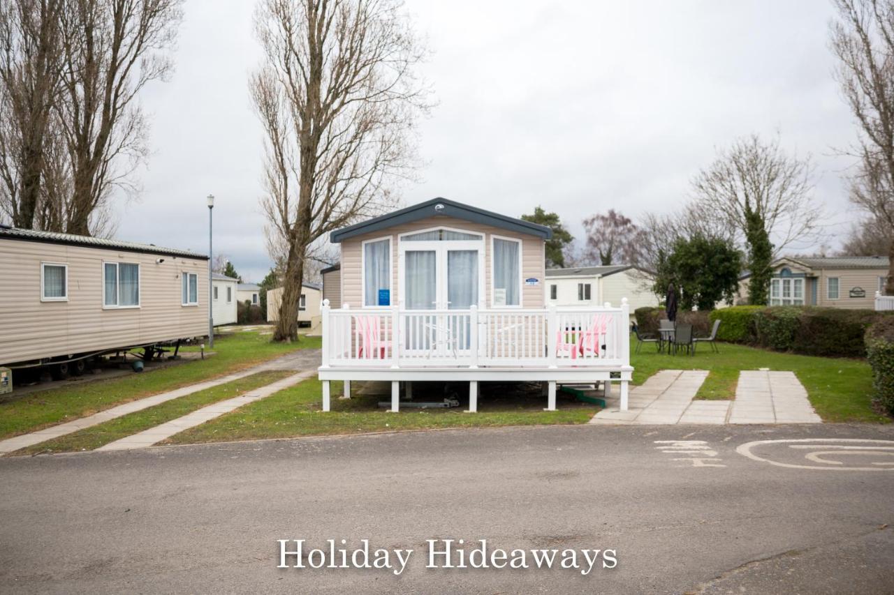 Lytchett Minster Holiday Hideaways المظهر الخارجي الصورة