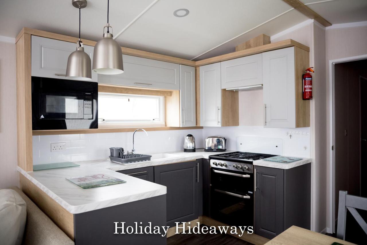 Lytchett Minster Holiday Hideaways المظهر الخارجي الصورة