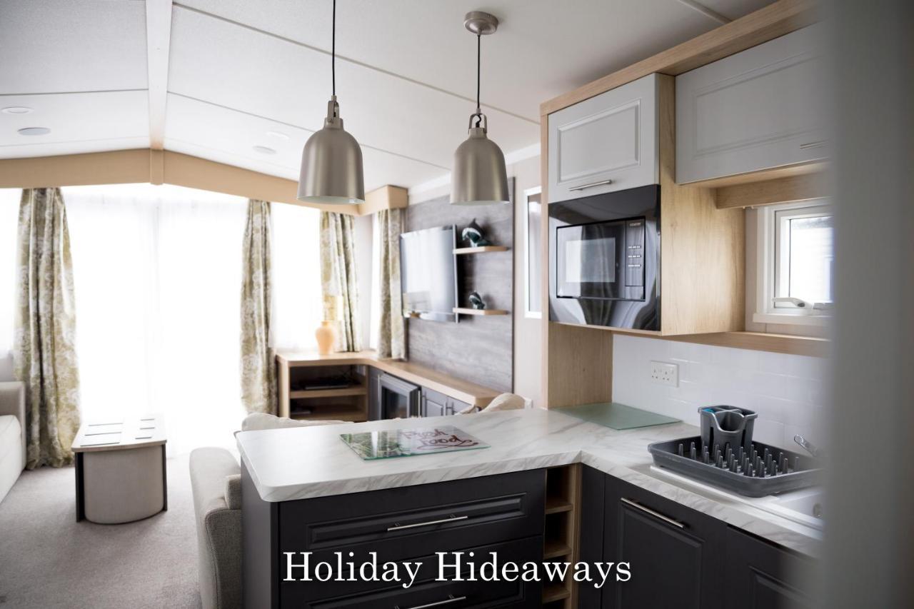 Lytchett Minster Holiday Hideaways المظهر الخارجي الصورة