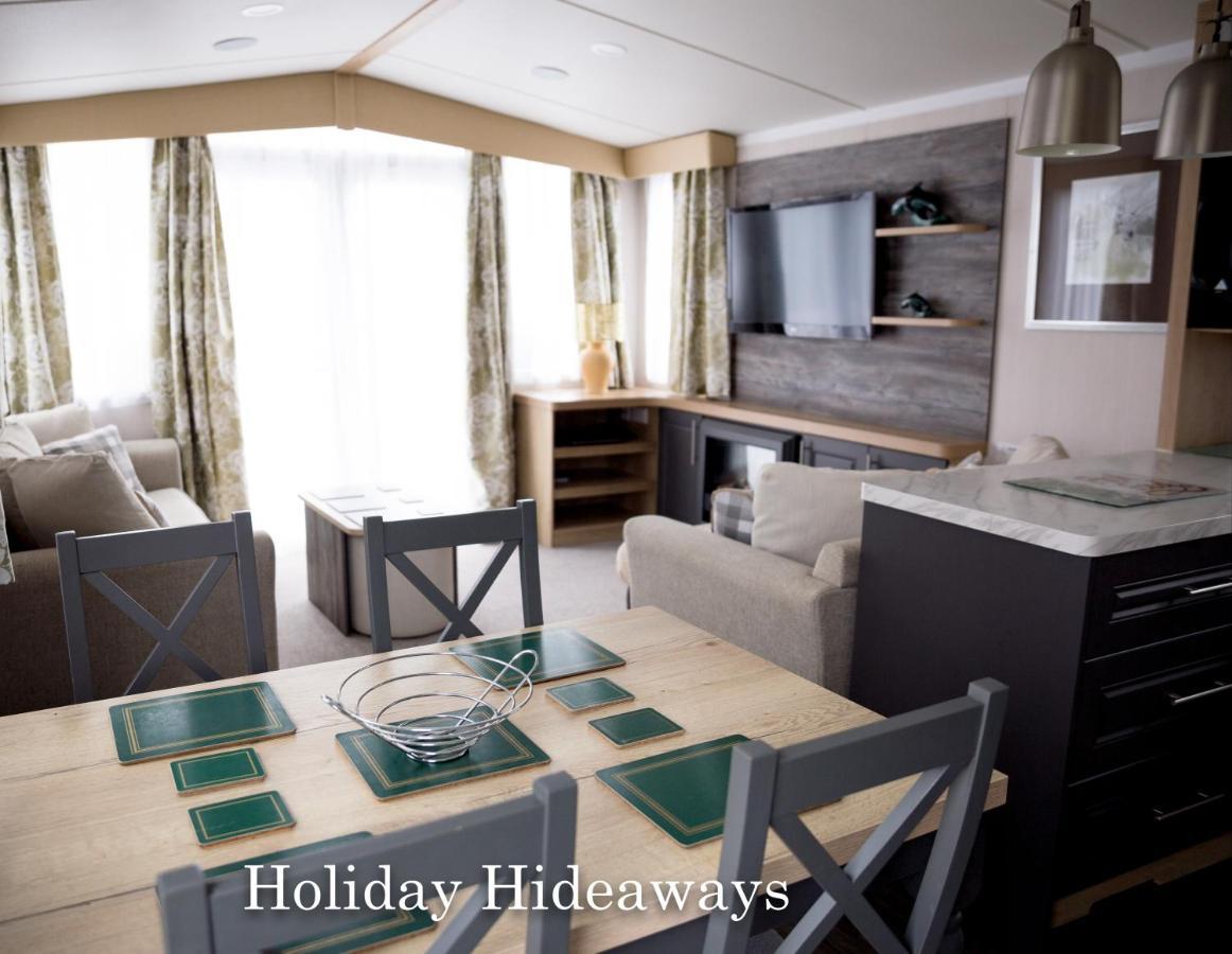 Lytchett Minster Holiday Hideaways المظهر الخارجي الصورة